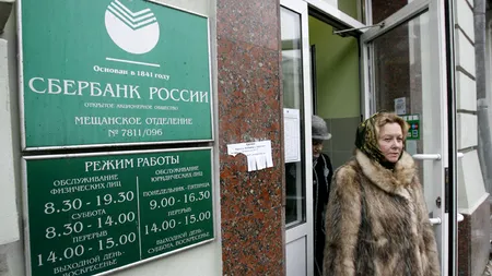 Cea mai mare bancă rusă a oprit creditarea în Ucraina