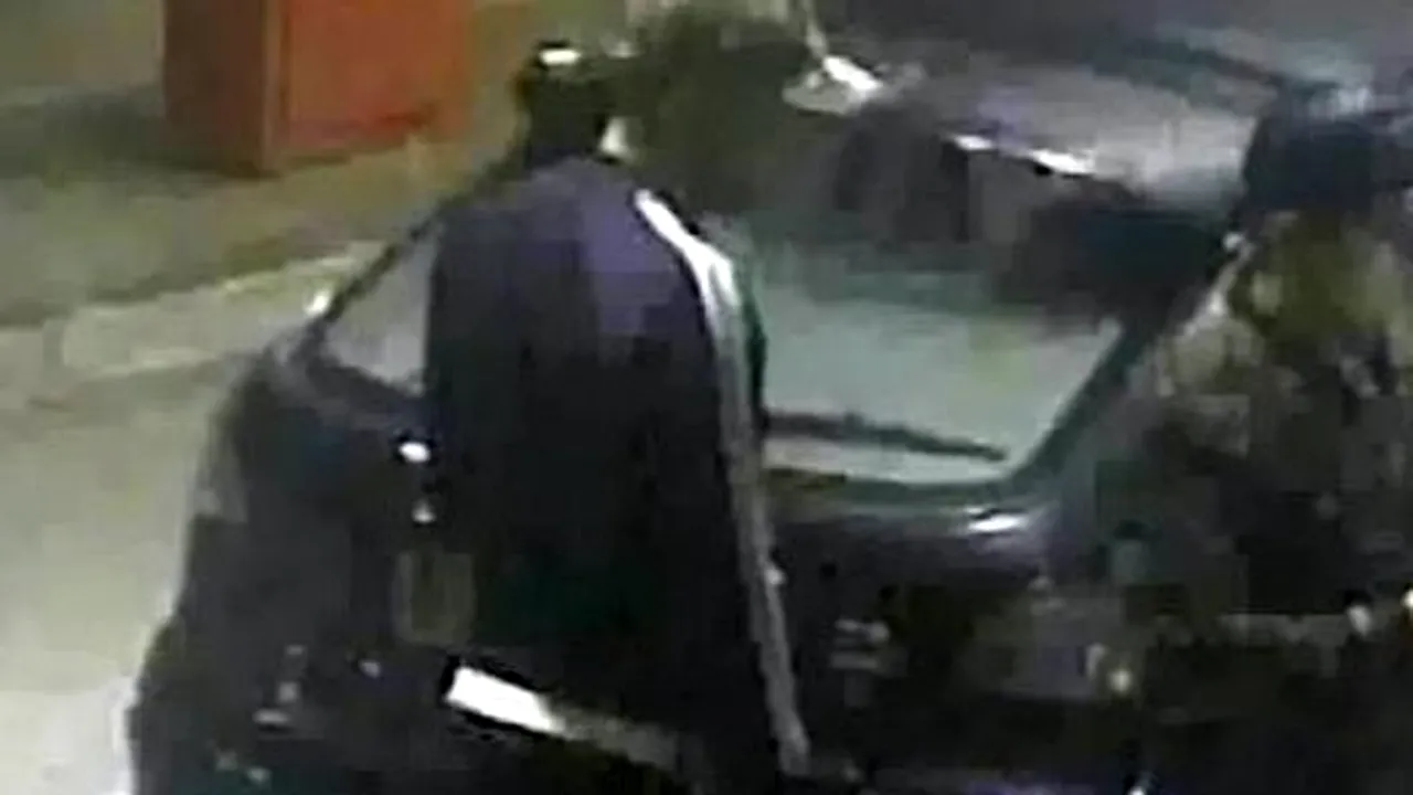 Doi veri români, spaima bețivilor din Marea Britanie, condamnați la închisoare. Tinerii se dădeau drept șoferi de taxi și își alegeau victimele în funcție de gradul de ebrietate