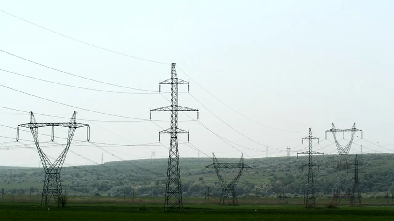 PREȚUL LA ENERGIE ELECTRICĂ va CREȘTE LUNA VIITOARE pentru toți consumatorii