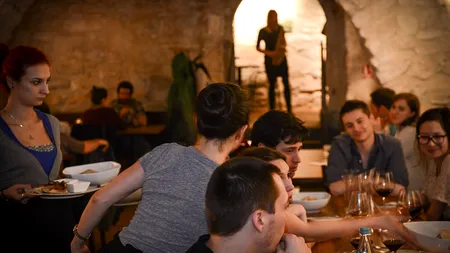 Doi canadieni își închid restaurantul din Cluj din cauza schimbărilor din domeniul fiscal: 