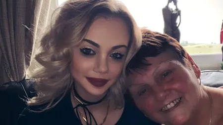 Momentul jenant când rudele îți comentează la pozele de pe Facebook | O bunică a cucerit inimile internauților prin comentariul făcut: „Rochia face să pară că ai...