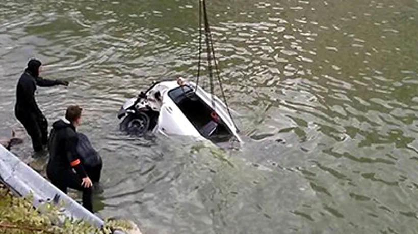 A fost găsit și băiatul de 22 ani din mașina căzută în Dunăre: trupul lui plutea pe apă pe malul sârbesc al fluviului