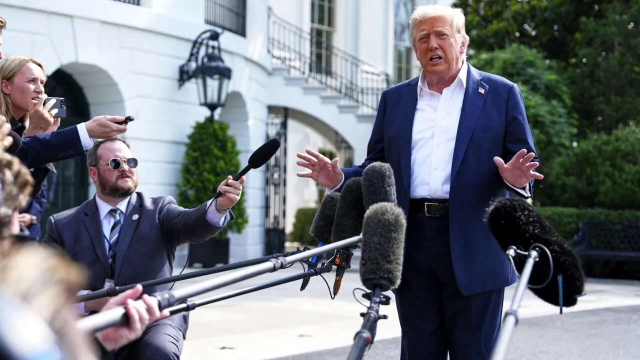 Oficiali americani: NATO va decide ce face cu armamentul cumpărat din SUA /Țările europene nu sunt la curent cu planul lui Trump