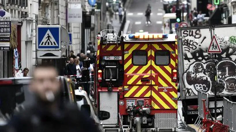 Luare de ostatici într-o clădire din Paris. Agresorul care avea o bombă a fost capturat. UPDATE