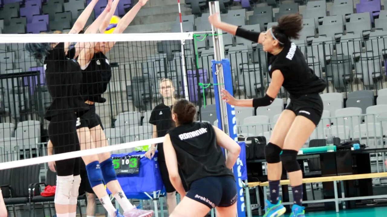 Naționala feminină de VOLEI debutează în Golden League! Sâmbătă e meciul cu Slovacia