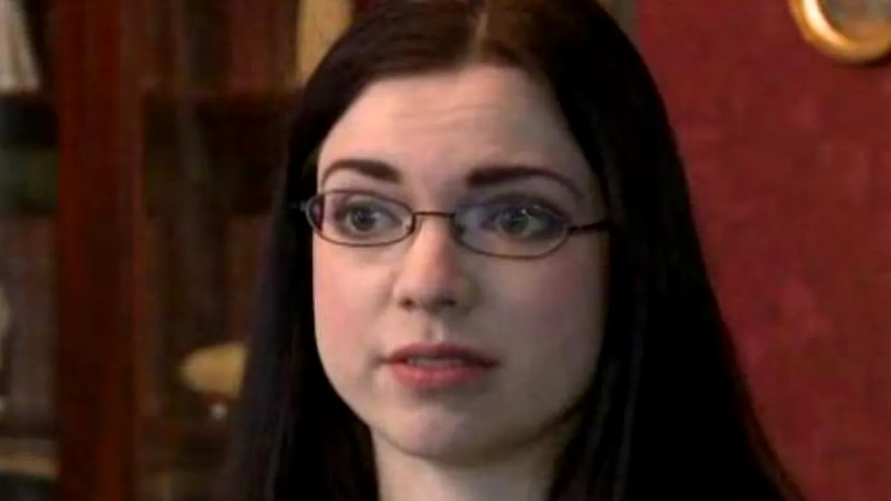 Motivul pentru care a fost concediată de două ori într-o singură lună. 