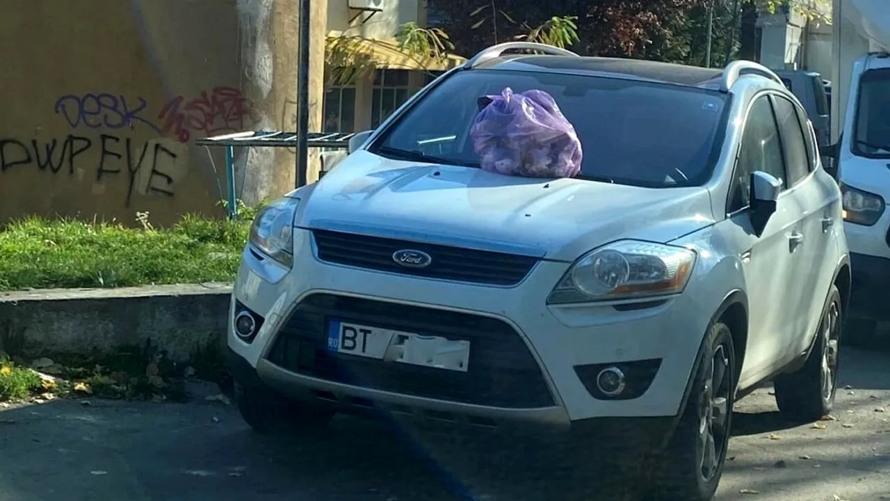 Cum s-au răzbunat vecinii pe un șofer din Botoșani, pentru că și-a parcat mașina unde nu trebuia