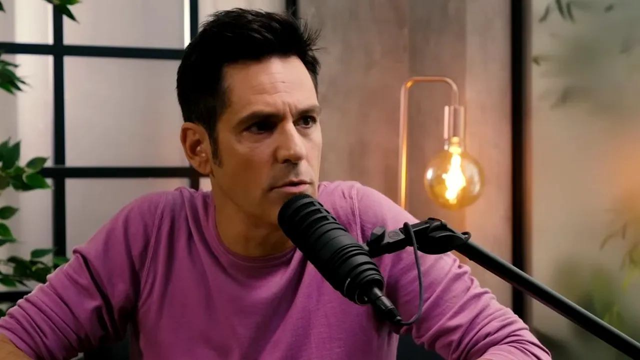 Ștefan Bănică Jr. dă detalii despre cariera fiicei sale, Violeta. ”Nu e că vreau sau nu vreau, ori vrei, si atunci nu mai asculti de nimeni”