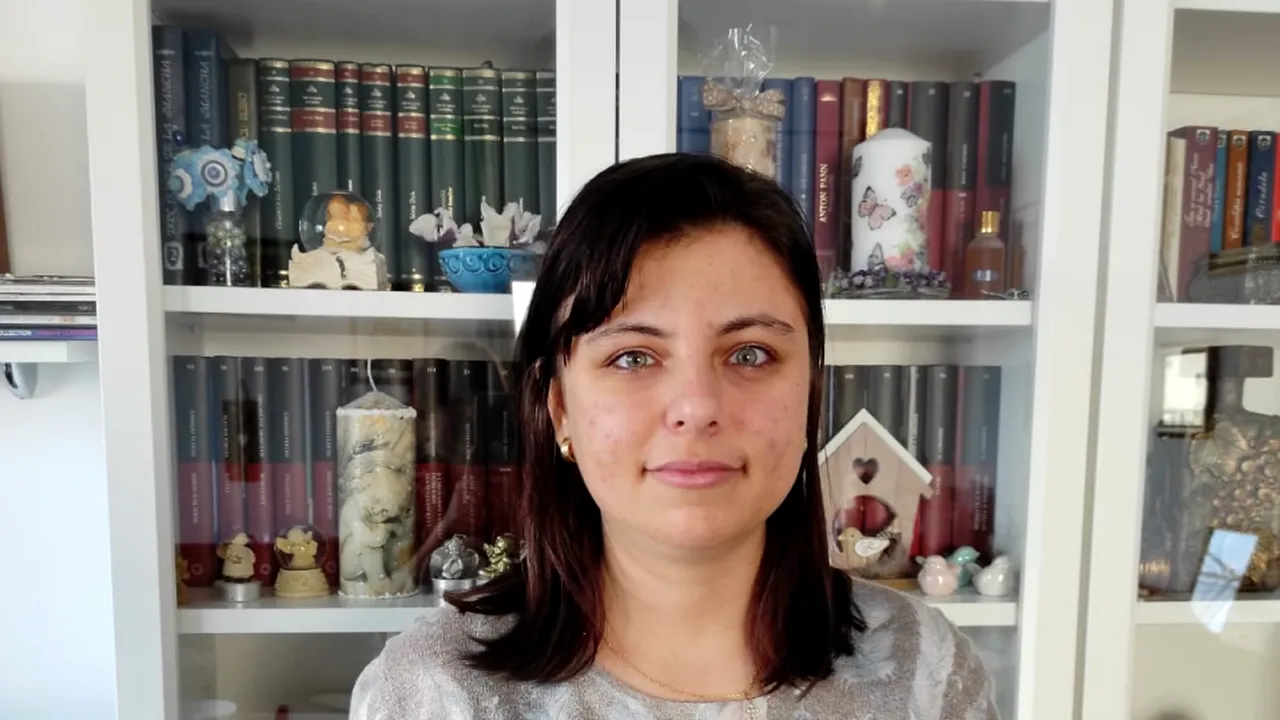 Autoarea Ioana Chirilă: „Ai nevoie de multă tărie și speranță să faci saltul de la platforme online la colaborarea cu o editură”