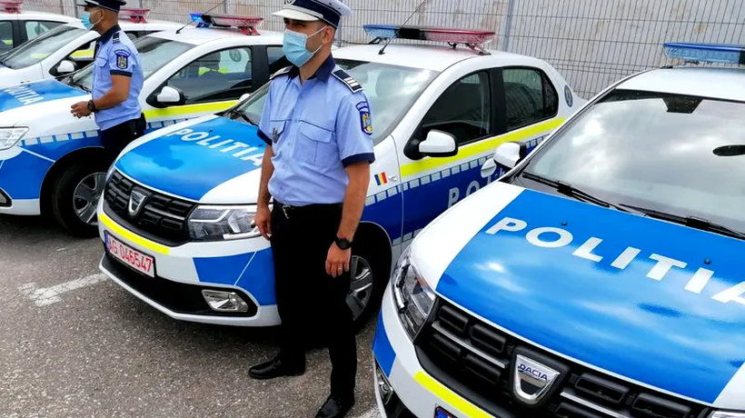 Poliția Română și-a înregistrat la OSIM noua colantare a mașinilor, în culorile albastru și galben! GALERIE FOTO