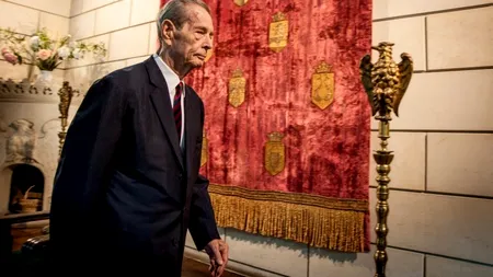 Premierul Victor Ponta a fost invitat de Regele Mihai I la prânz la Palatul Elisabeta