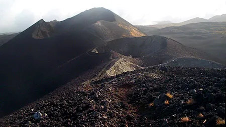 Un avion de pasageri al Air France a fost foarte aproape să lovească un vulcan din Africa