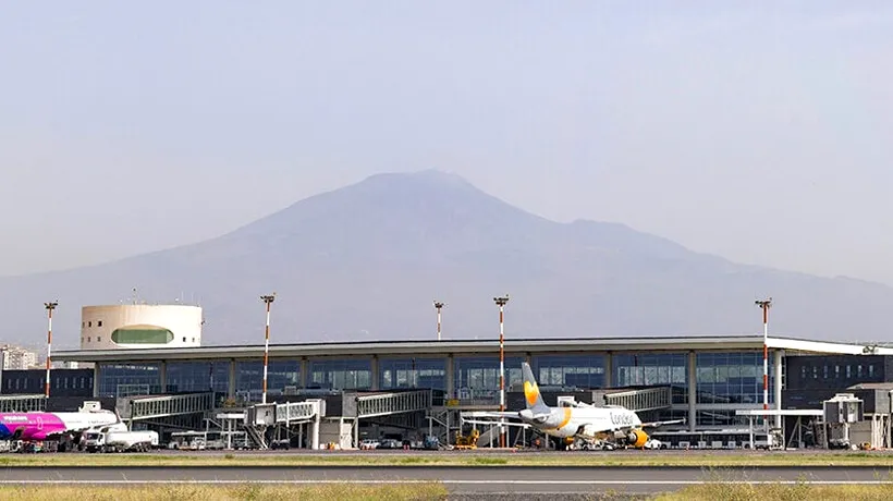 Atenționare de călătorie. MAE: Zborurile pe/de pe aeroportul Catania sunt suspendate. Care este cauza și cât durează interdicția
