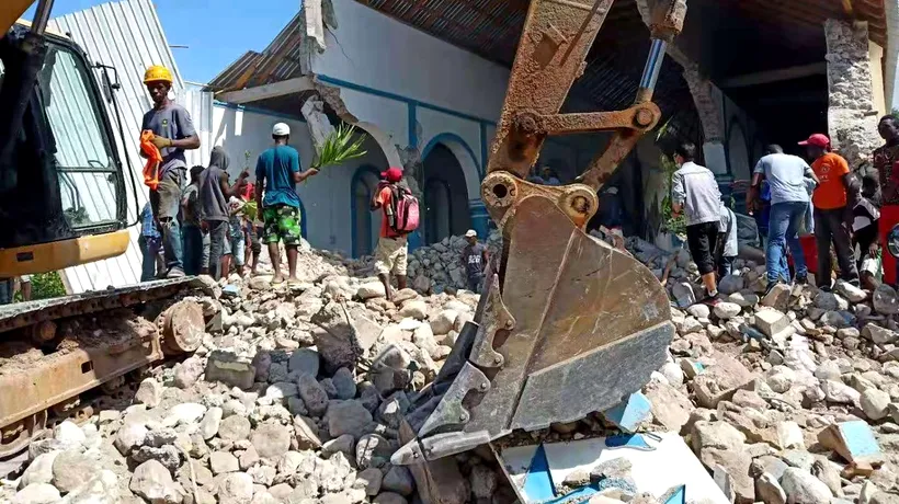 Cutremurul din Haiti: Bilanțul se apropie de 1.300 de morți. Țara ar putea fi lovită de un nou dezastru natural