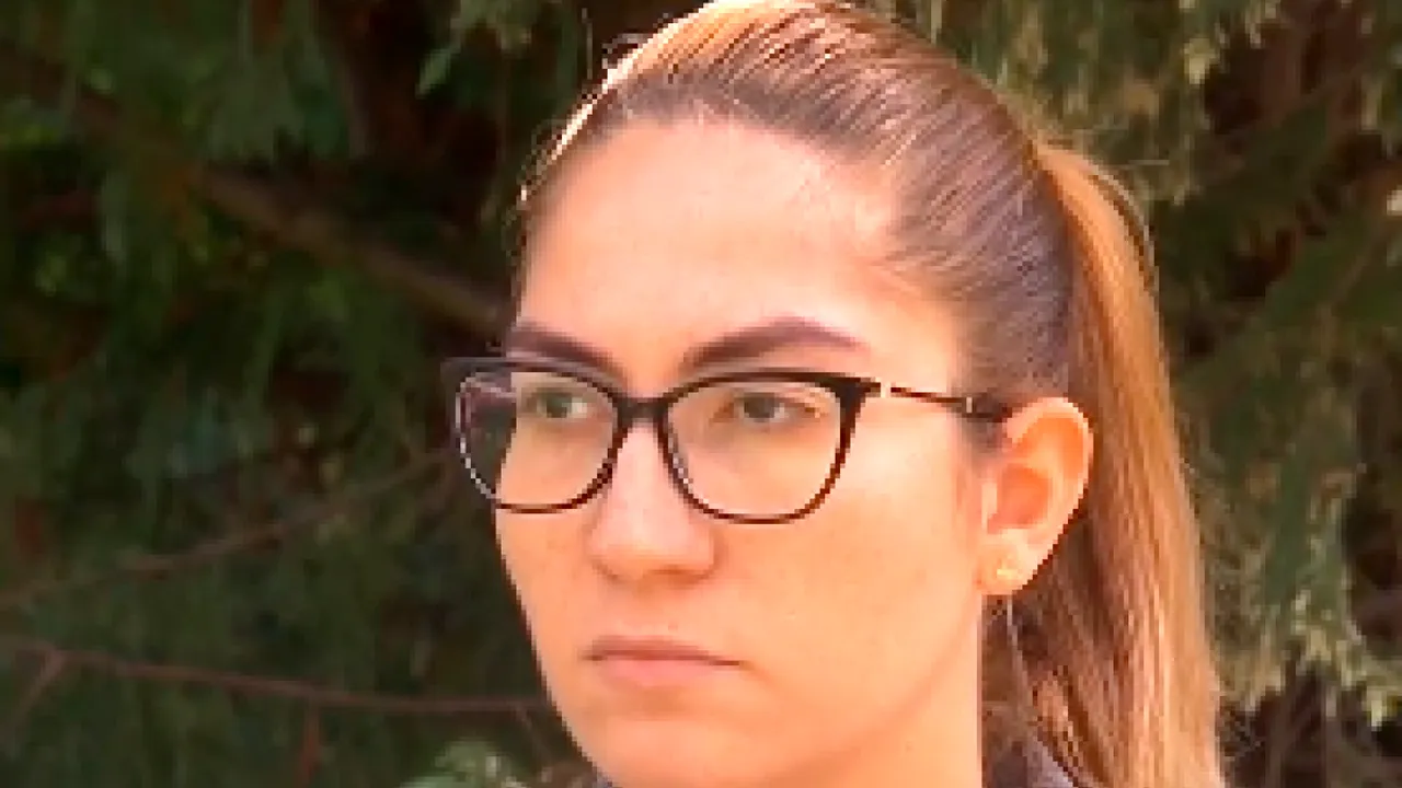 Gravida care a fost „abandonată” de medici până i-a murit copilul în pântece: „Mi s-a spus că așa a vrut Dumnezeu să fie o lecție pentru mine și că fătul poate rezista și 3 săptămâni mort în burtă”