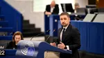 Adrian Axinia, europarlamentar AUR/ECR: „Guvernul Bolojan a creat o structură paralelă pentru gestionarea marilor proiecte de infrastructură și a transformat investițiile publice într-o nouă sursă de sinecuri și control politic”