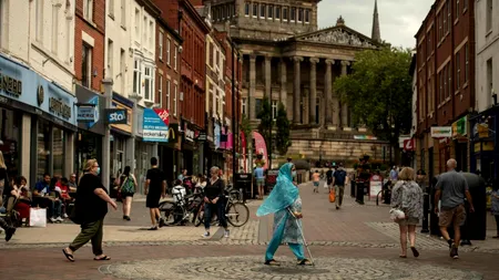 Aproape 9 din 10 britanici ar accepta mai multe măsuri de izolare locale, dacă nu s-ar găsi un tratament împotriva Covid-19