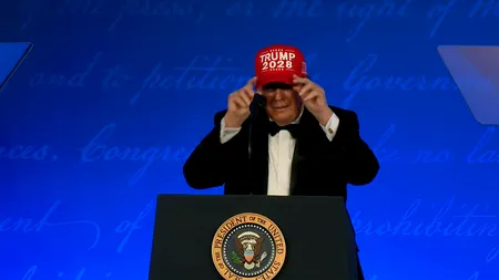 Donald Trump și-a anunțat candidatura „pentru al patrulea mandat” la dineul Corespondenților de la Casa Albă. La ce s-a referit președintele