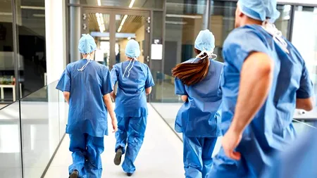 O asistentă din Craiova își acuză șeful că a încercat să o violeze