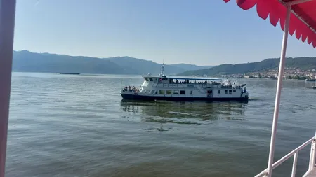 Weekend aglomerat pe Clisura Dunării. Plimbări cu vaporașul și șalupele pe Dunăre