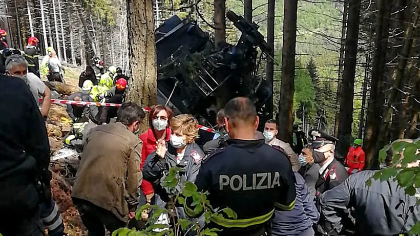 Familii distruse după prăbușirea telecabinei în Italia. Poveștile celor 14 persoane care au murit în tragedie