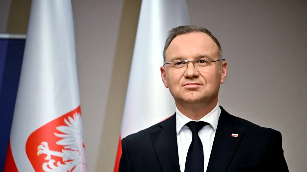 Polonia: Președintele Andrzej Duda cere Statelor Unite să transfere arme NUCLEARE pe teritoriul polonez