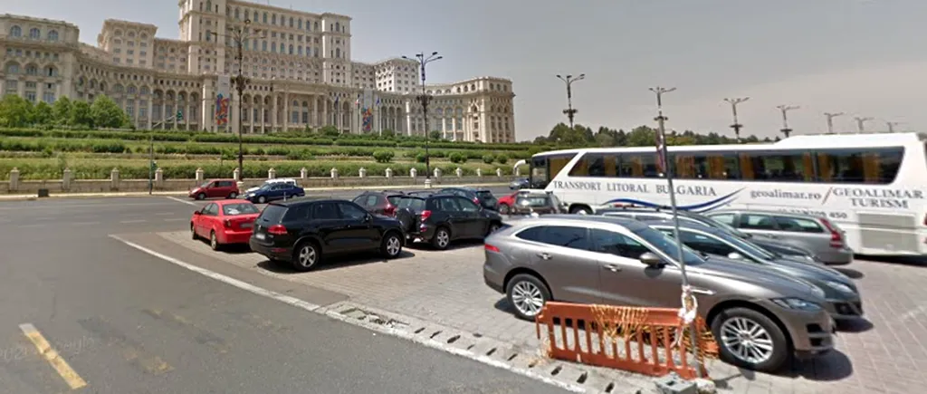 Bucureștiul va avea un centru de vaccinare de tip drive-through în parcarea din Piața Constituției