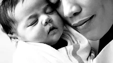 Povestea femeii care a devenit mamă după 19 sarcini pierdute