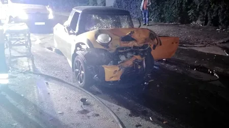 Un taxi cu doi clienți s-a răsturnat pe centura orașului Galați, după ce a fost lovit de un Mini Cooper condus de un șofer băut. Cinci persoane au fost rănite (FOTO)