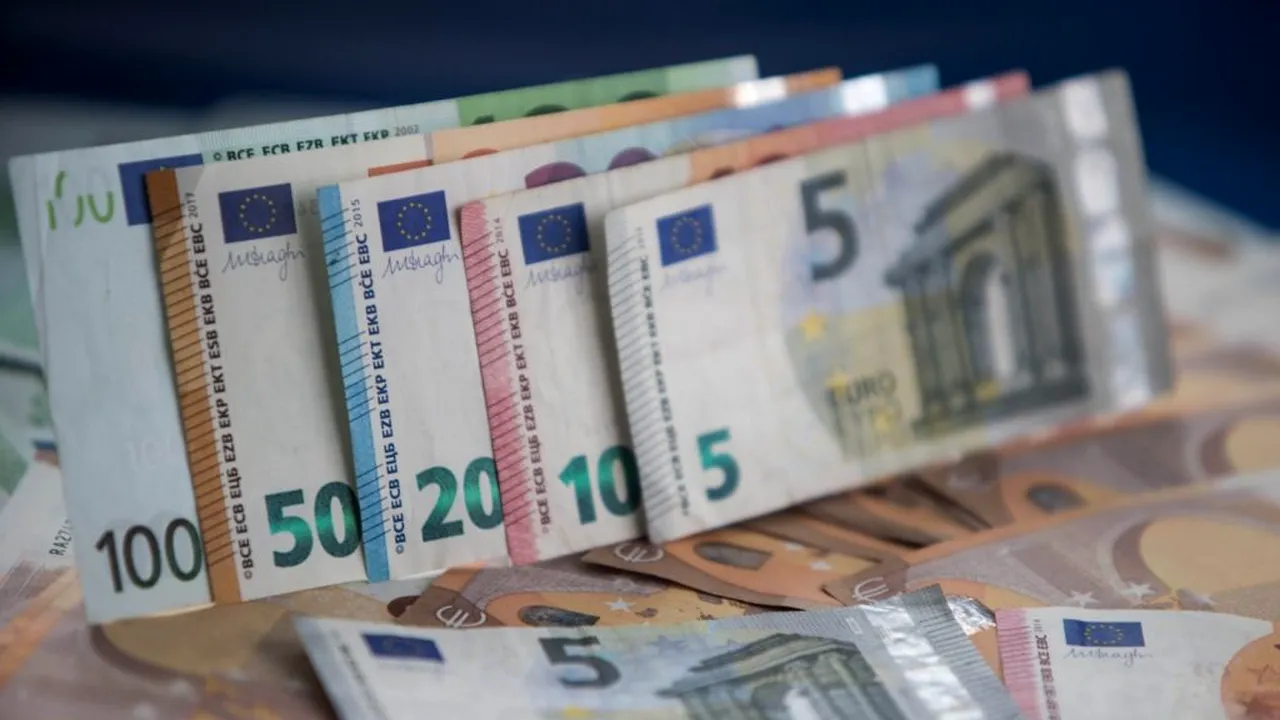ÎMPRUMUT. Jumătate din ţările lumii au apelat la FMI pentru a combate criza financiară