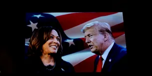 <span style='background-color: #000d68; color: #fff; ' class='highlight text-uppercase'>ALEGERI ÎN SUA</span> Kamala HARRIS vrea reducerea costurilor pentru toți americanii și rezolvarea problemei imigrației