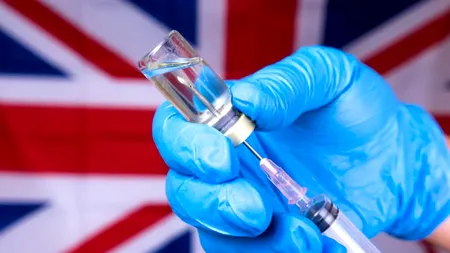 Cozi pentru imunizarea cu vaccinul AstraZeneca în Madrid, în ciuda asocierii cu tromboza