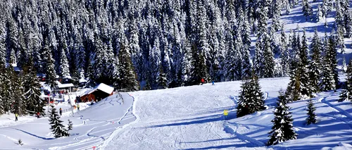 Cum arată Elveția României, locul în care zăpada este încă din belșug pe pârtii
