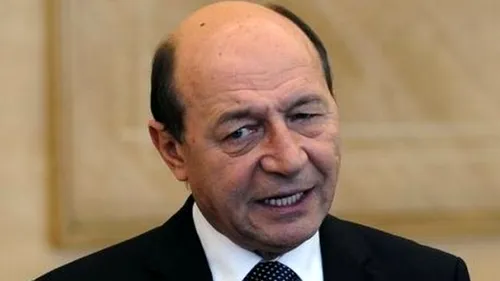 Băsescu, despre redefinirea căsătoriei: ''Este bine să punem că familia e formată din femeie și bărbat''