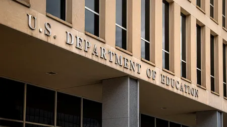 Donald Trump a semnat ordinul privind DESFIINȚAREA Departamentului Educației din SUA