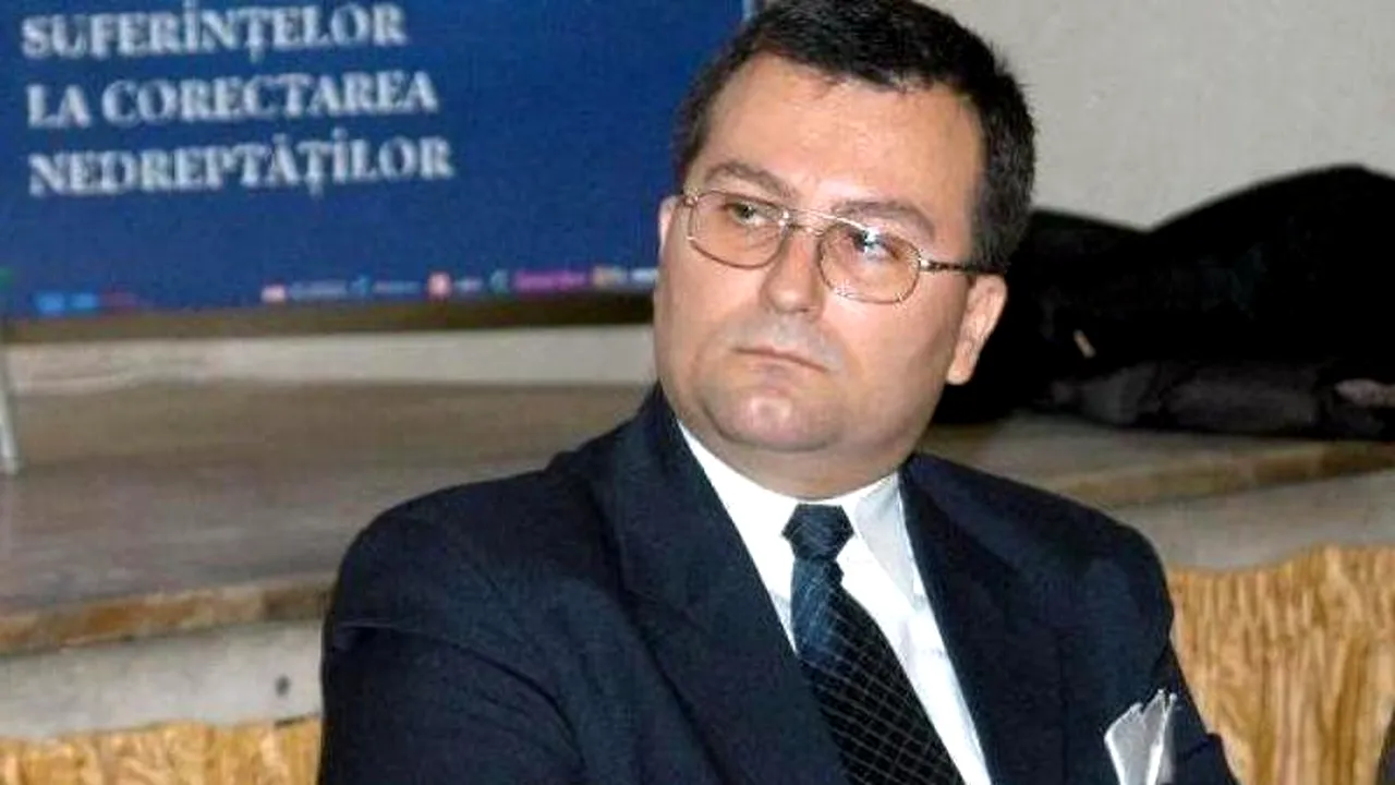 Un cunoscut avocat vrea să depună o coroană de flori pe scările Facultății de Drept din București: „Educație Trecută în Online – Odihnă  Veșnică”