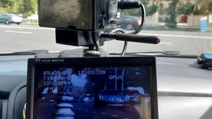Șofer prins de radar cu 196 km/h în București. Vitezomanul a rămas fără permisul de conducere