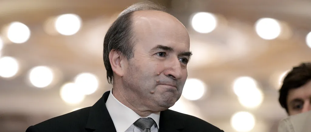 Toader explică OUG 13 la Bruxelles: „CCR a dat o decizie de principiu: procurorul nu poate ancheta miniștri care legiferează