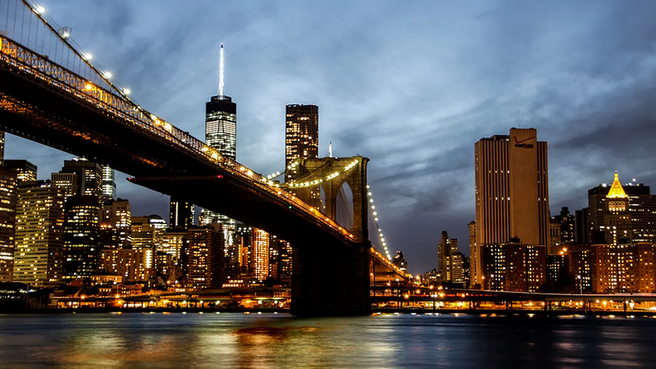 24 MAI, calendarul zilei: A avut loc explozia de la Mihăilești/ 141 de ani de la inaugurarea Podului Brooklyn