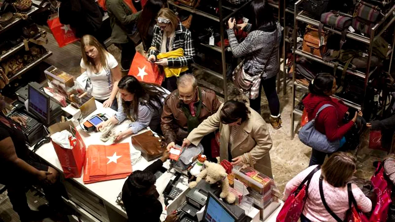 BLACK FRIDAY 2012 în CIFRE. Cum se pregătesc retailerii români pentru sărbătoarea reducerilor. Ce stocuri au pregătit și la ce vânzări se așteaptă
