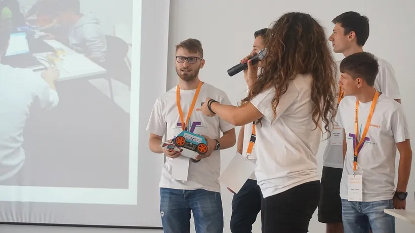 Provocare premiată pentru șapte echipe de studenți români: cum arată mașinile viitorului, capabile să comunice cu alte vehicule din trafic