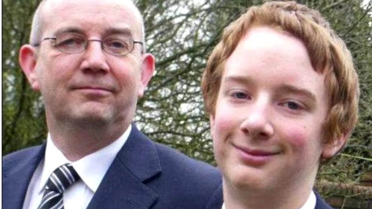 A vrut să anuleze abonamentul fiului său decedat. Răspunsul șocant al companiei de telefonie mobilă