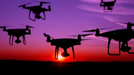 Roi de drone pe cerul Americii. „Erau cu adevărat sinistre, parcă ne-ar fi urmărit” / FBI a clasat cazul din lipsă de probe!