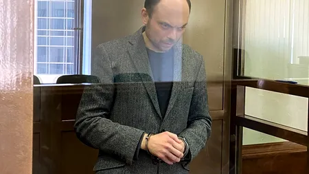 Istoricul Vladimir Kara-Murza, critic vehement al lui Putin, CONDAMNAT la 25 de ani de închisoare: ”Răspândirea de informații false și înaltă trădare”