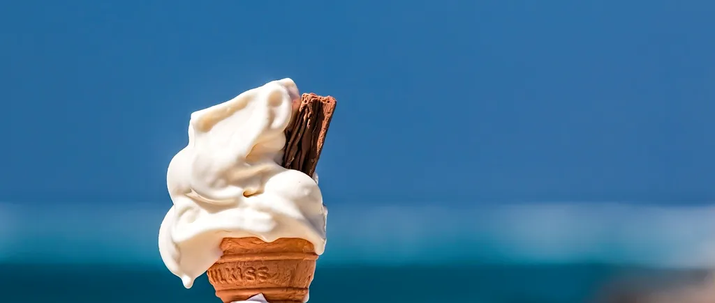 Persoanele care nu ar trebui să consume înghețată vara! Motivul pentru care au interzis la cel mai răcoros desert