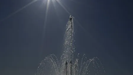 Impactul caniculei asupra economiei. Cum se pot pierde milioane de euro din cauza diminuării productivității muncii