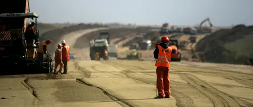 Premieră în România. Un rege al asfaltului vrea să termine o autostradă cu nouă luni înainte de termen