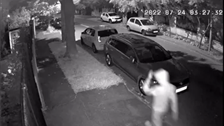 VIDEO Hoții care au terorizat locuitorii unui cartier din Sectorul 1, prinși și aduși la audieri. Cine sunt cei patru care au speriat cartierul Sisești. Au furat telefoane mobile, bani și carduri bancare, folosite apoi în diverse tranzacții