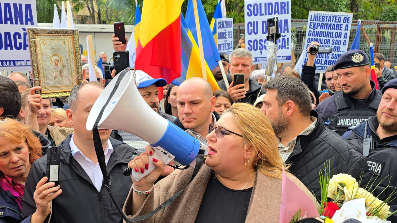 Diana Șoșoacă, jurăminte pentru țară de 1 Decembrie. Ce mesaj a transmis președintele S.O.S: 