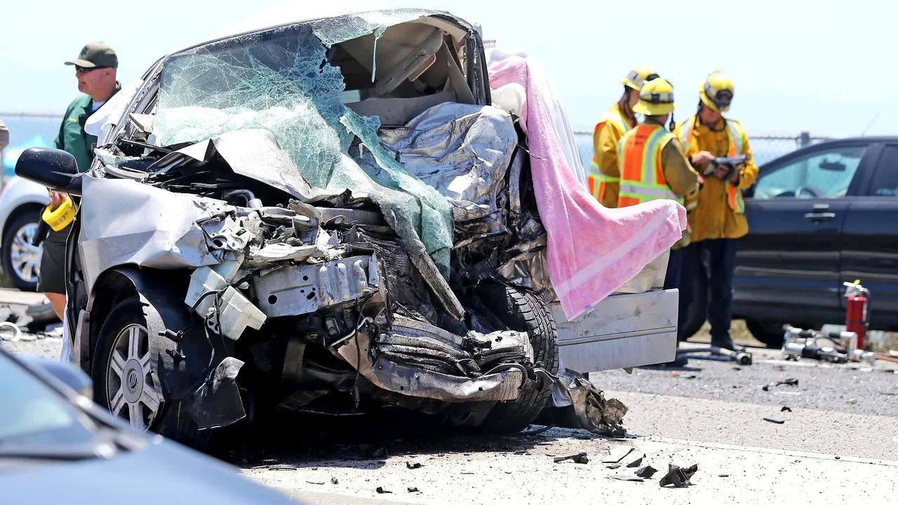 Un bărbat și-a UCIS iubita, după ce i-a tăiat frânele mașinii. Motivul: a avrut să construiască o PIPĂ pentru COCAINĂ